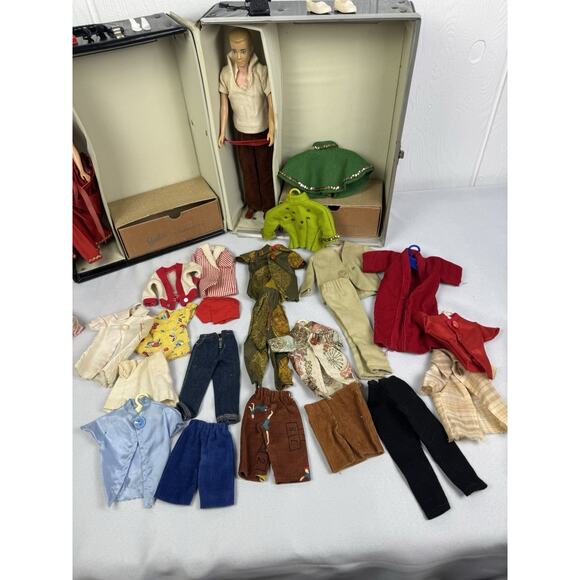Huge Vtg 1960s Barbie Ken Dolls Lot Clothes Accessories Double Case - Picture 5 of 16